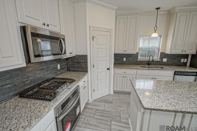 39327 Ironwood Ave, Prairieville, LA 70769