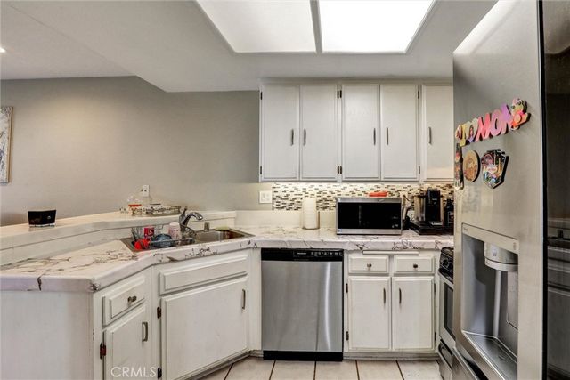 6543 Stoney View 4, Simi Valley, CA 93063