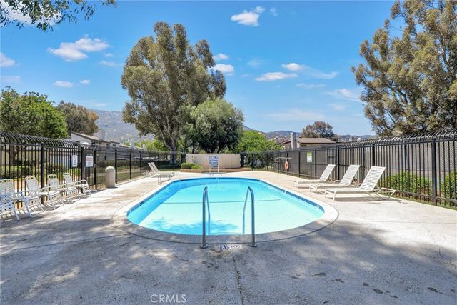 6543 Stoney View 4, Simi Valley, CA 93063