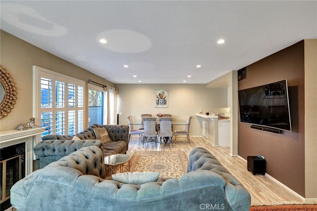 6543 Stoney View 4, Simi Valley, CA 93063