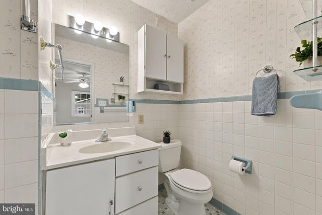 19452 HICKORY DR, Culpeper, VA 22701