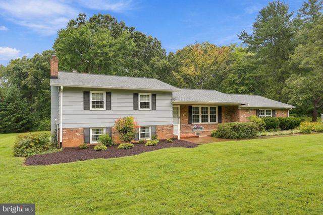 19452 HICKORY DR, Culpeper, VA 22701