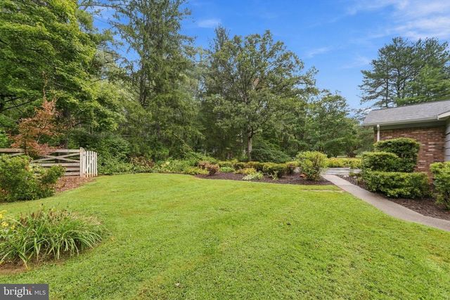 19452 HICKORY DR, Culpeper, VA 22701