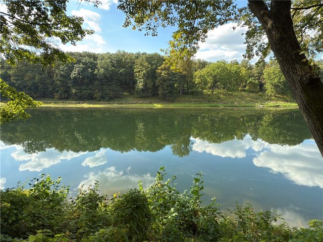 876 N Tunnel Rd, Rockland Twp, PA 16374