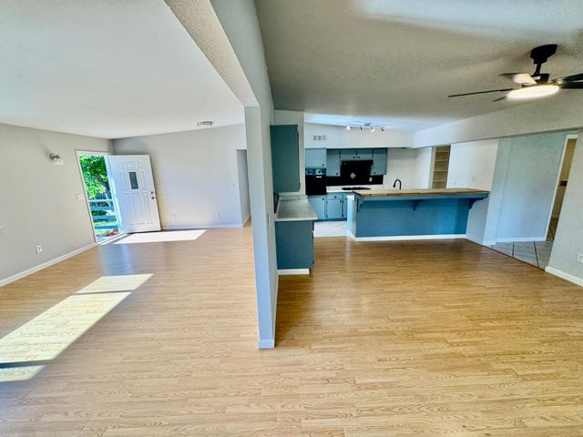 1194 Wesley Ln, Auburn, CA 95603
