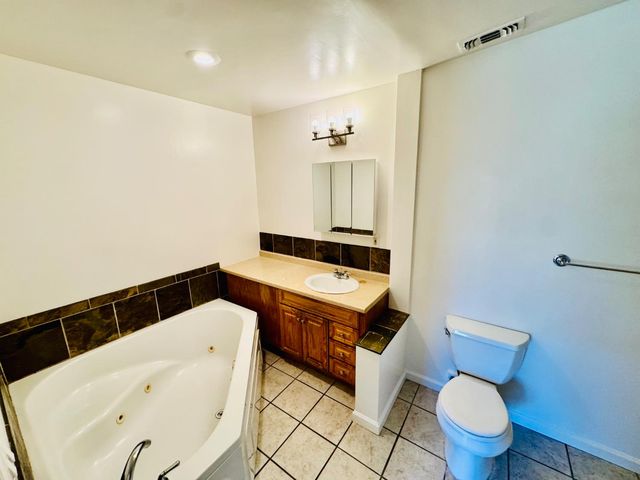 1194 Wesley Ln, Auburn, CA 95603