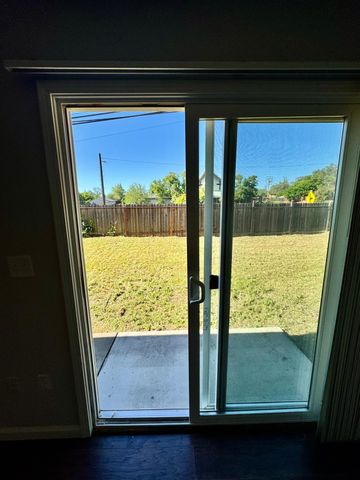 1194 Wesley Ln, Auburn, CA 95603
