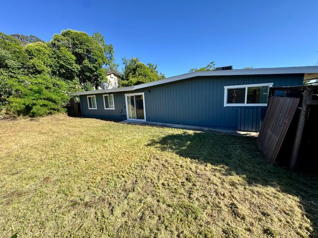 1194 Wesley Ln, Auburn, CA 95603