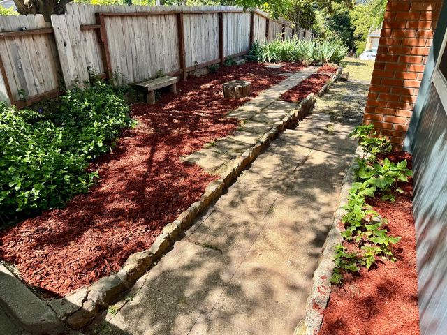 1194 Wesley Ln, Auburn, CA 95603