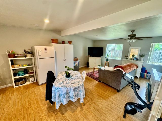 1194 Wesley Ln, Auburn, CA 95603