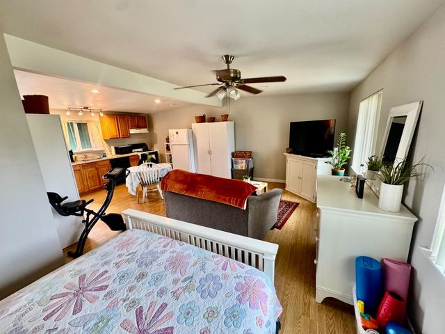 1194 Wesley Ln, Auburn, CA 95603