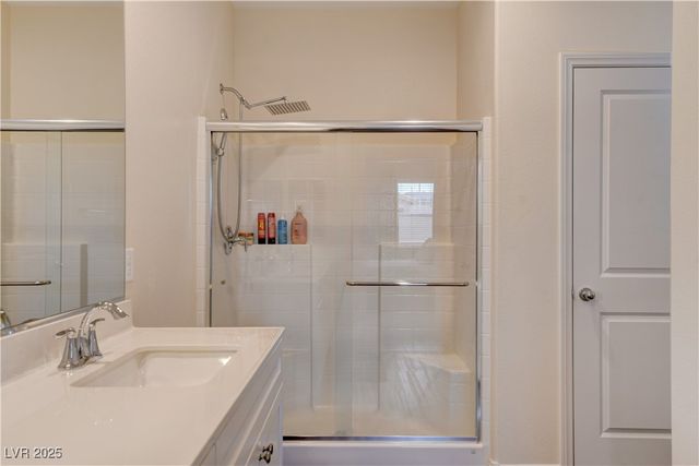 1813 Classic Novel Street, Las Vegas, NV 89115