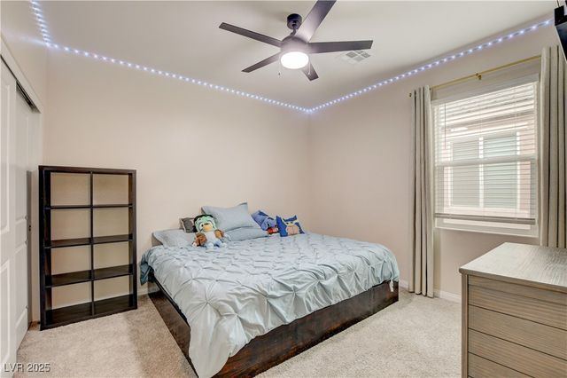 1813 Classic Novel Street, Las Vegas, NV 89115