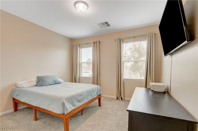 1813 Classic Novel Street, Las Vegas, NV 89115