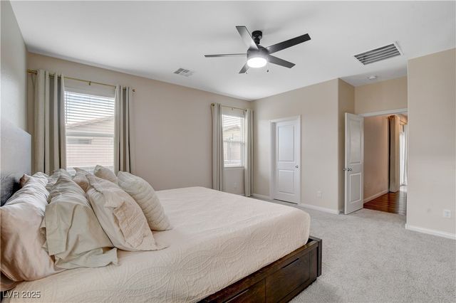 1813 Classic Novel Street, Las Vegas, NV 89115