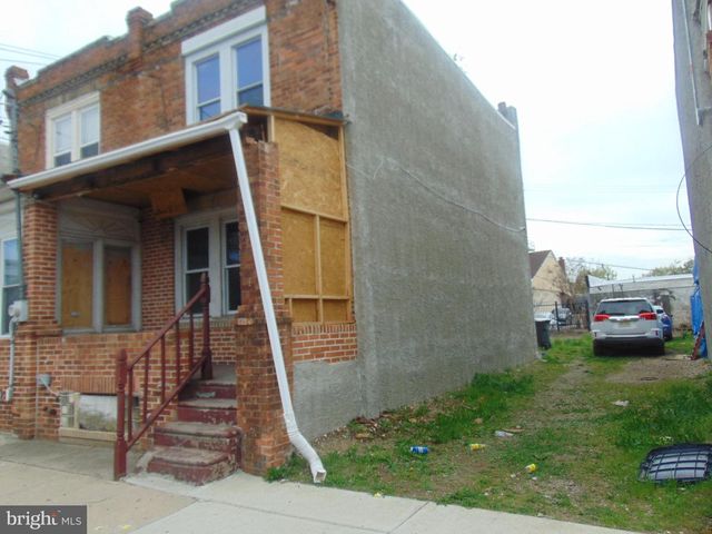 1142 CARL MILLER BLVD, Camden, NJ 08104