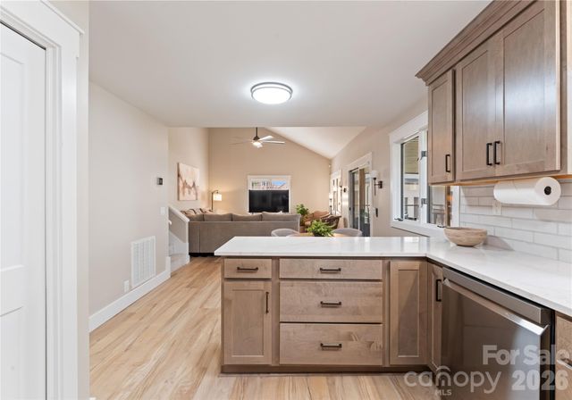 240 Shoreline Loop, Mooresville, NC 28117
