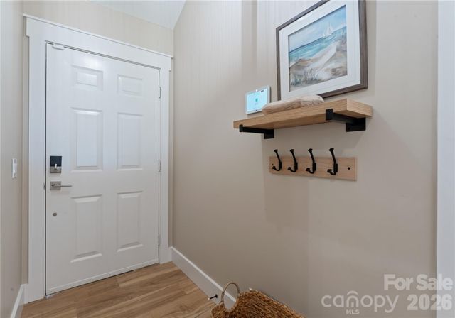 240 Shoreline Loop, Mooresville, NC 28117