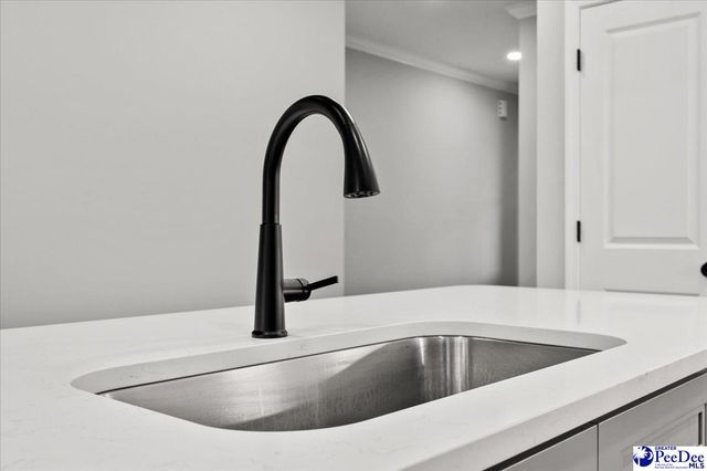 1015 Wessex Dr, Florence, SC 29501