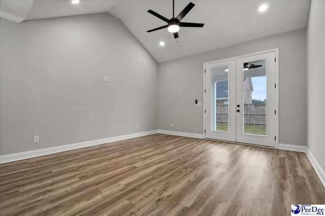 1015 Wessex Dr, Florence, SC 29501