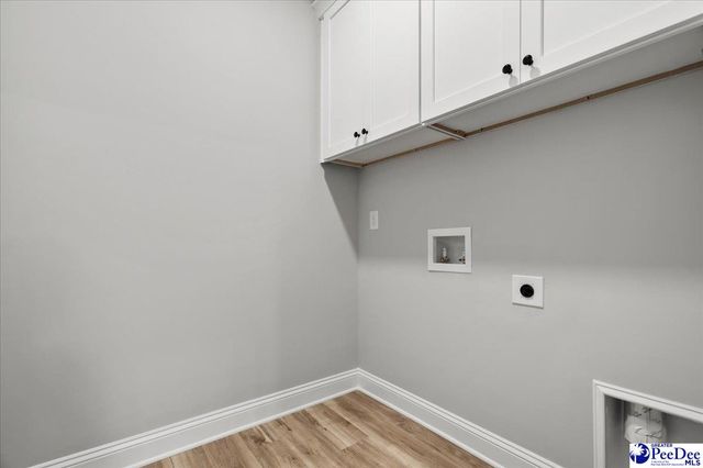 1015 Wessex Dr, Florence, SC 29501