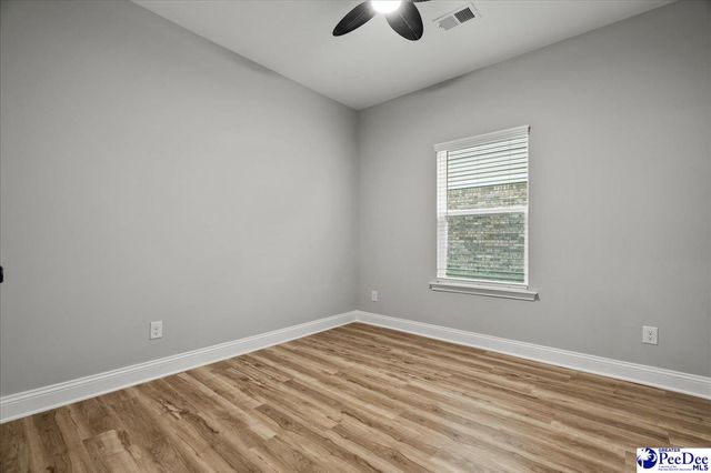 1015 Wessex Dr, Florence, SC 29501