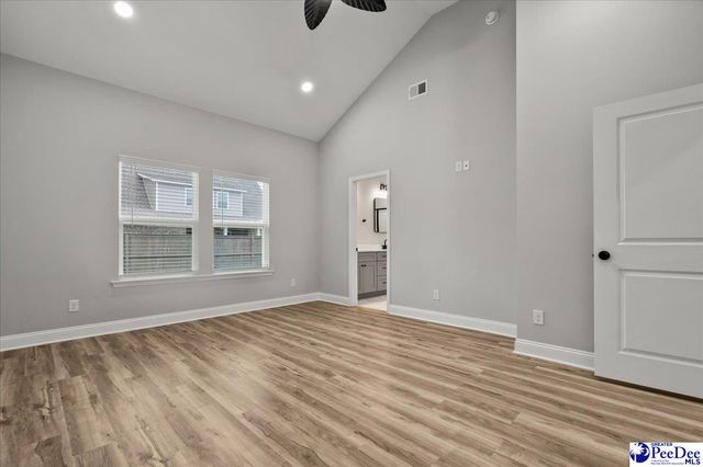 1015 Wessex Dr, Florence, SC 29501