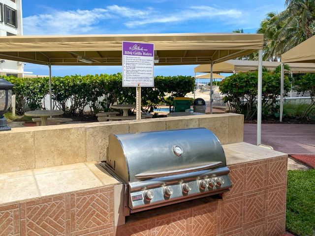 3505 S Ocean Drive 806, Hollywood, FL 33019