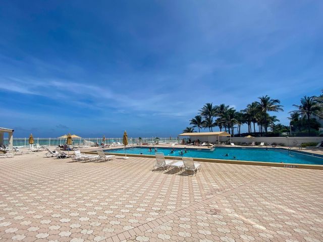 3505 S Ocean Drive 806, Hollywood, FL 33019