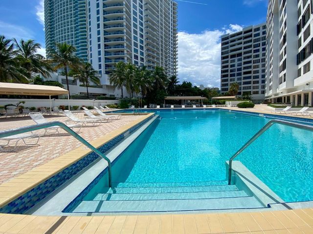 3505 S Ocean Drive 806, Hollywood, FL 33019