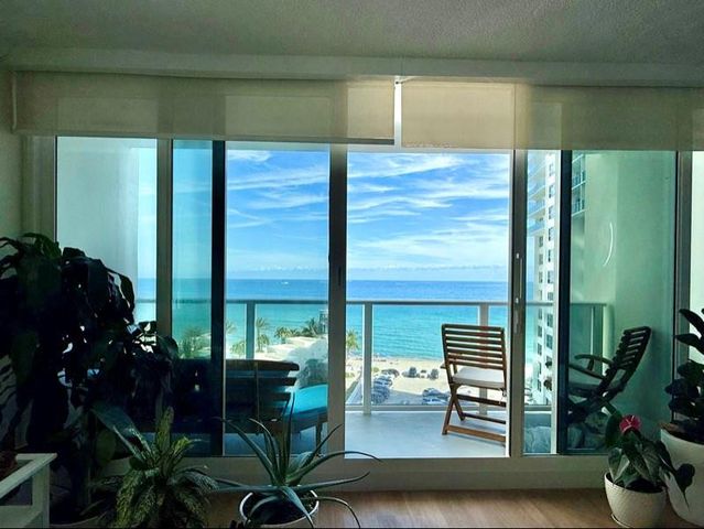 3505 S Ocean Drive 806, Hollywood, FL 33019