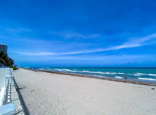 3505 S Ocean Drive 806, Hollywood, FL 33019