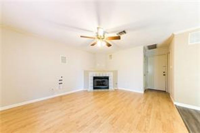 805 Chiselpoint CV, Round Rock, TX 78681