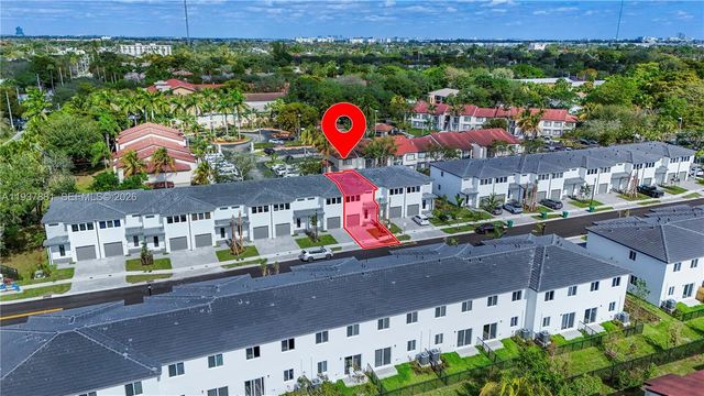 5125 SW 37th St, Pembroke Park, FL 33023
