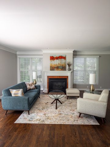 525 32nd Ave, S, Nashville, TN 37212