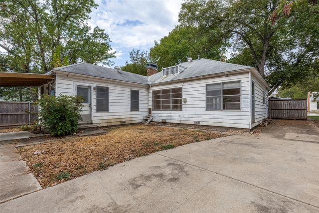 8714 Forest Hills Boulevard, Dallas, TX 75218