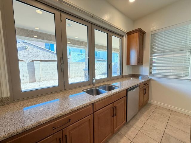 9541 E Theia Drive, Mesa, AZ 85212
