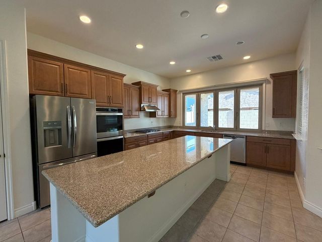 9541 E Theia Drive, Mesa, AZ 85212