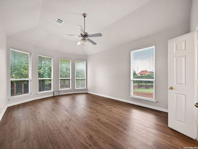 50 Vienna, San Antonio, TX 78258