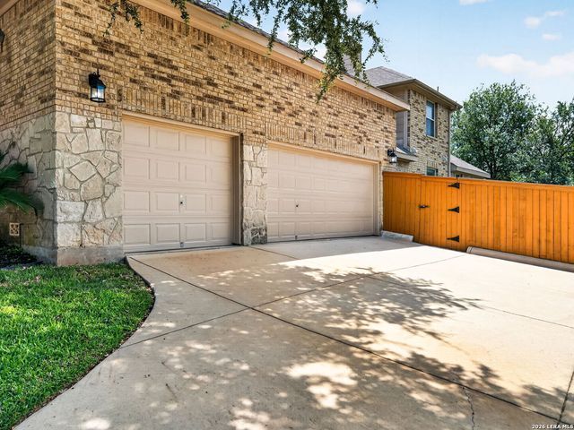 50 Vienna, San Antonio, TX 78258