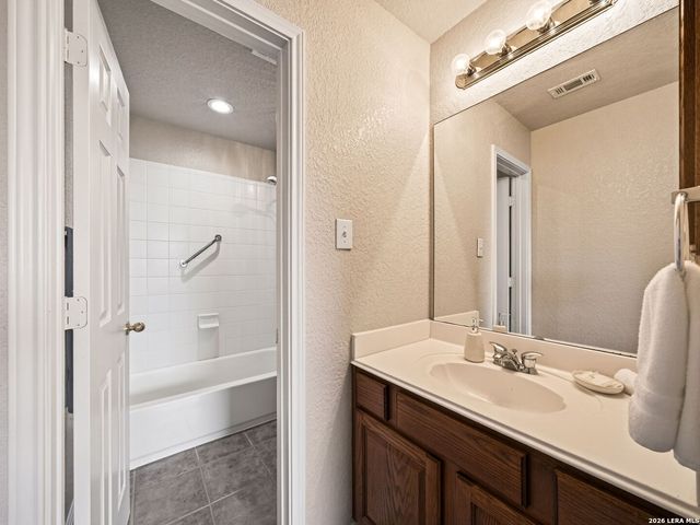 50 Vienna, San Antonio, TX 78258
