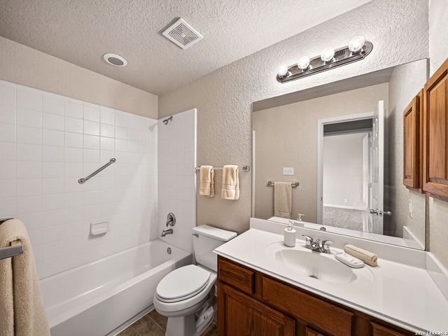 50 Vienna, San Antonio, TX 78258