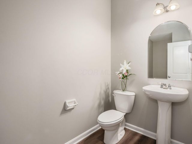 7851 Ashenden Drive, Blacklick, OH 43004