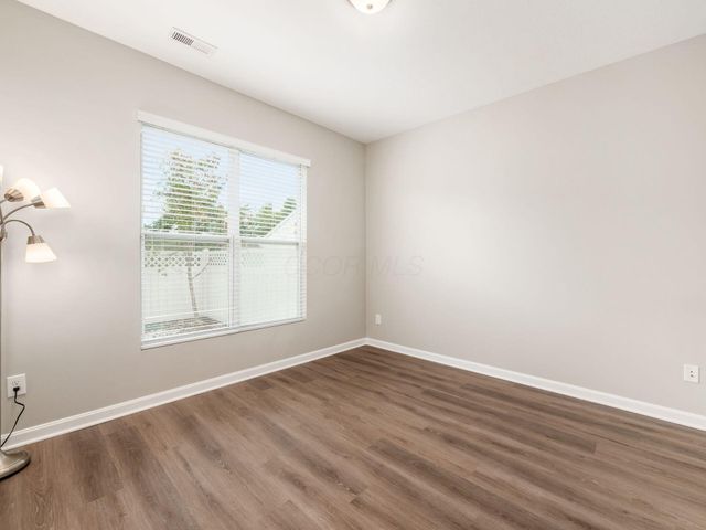 7851 Ashenden Drive, Blacklick, OH 43004