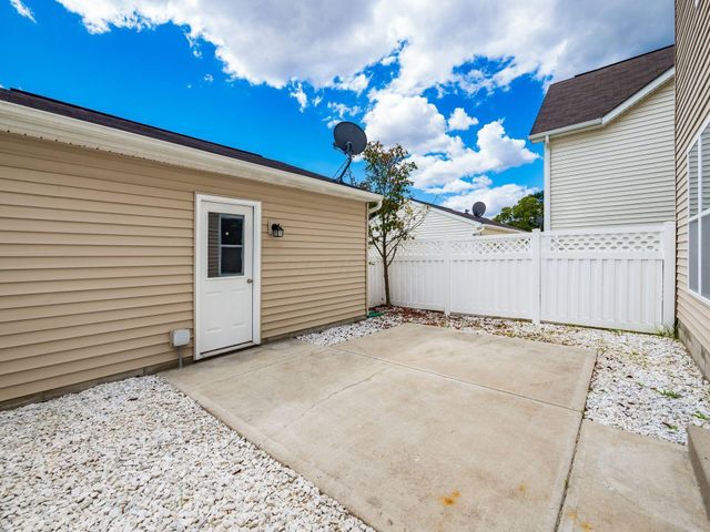 7851 Ashenden Drive, Blacklick, OH 43004