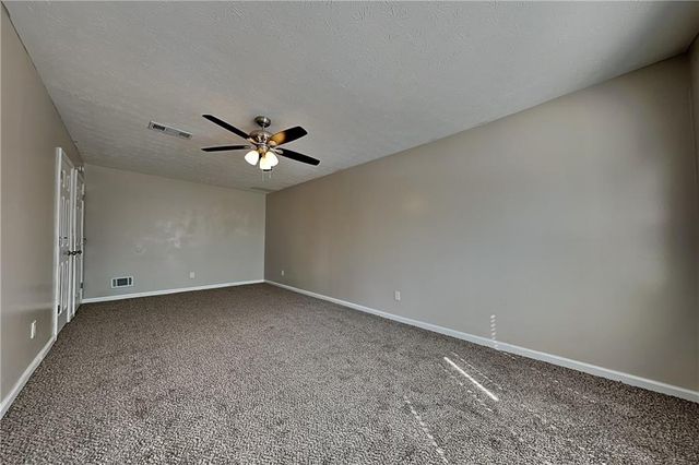 405 Aristocrat Drive, Loganville, GA 30052