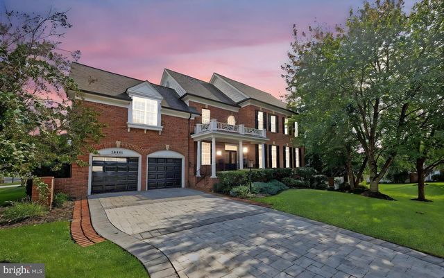18441 LANIER ISLAND SQ, Leesburg, VA 20176