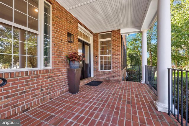 18441 LANIER ISLAND SQ, Leesburg, VA 20176