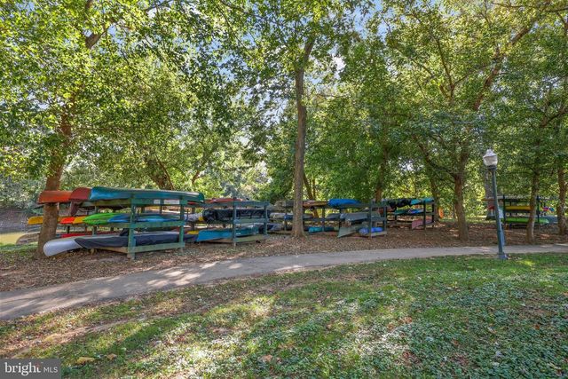 18441 LANIER ISLAND SQ, Leesburg, VA 20176