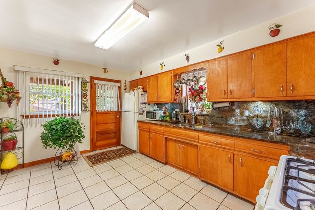 2834 Highland Avenue, Berwyn, IL 60402